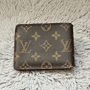 LOUIS VUITTON Wallet